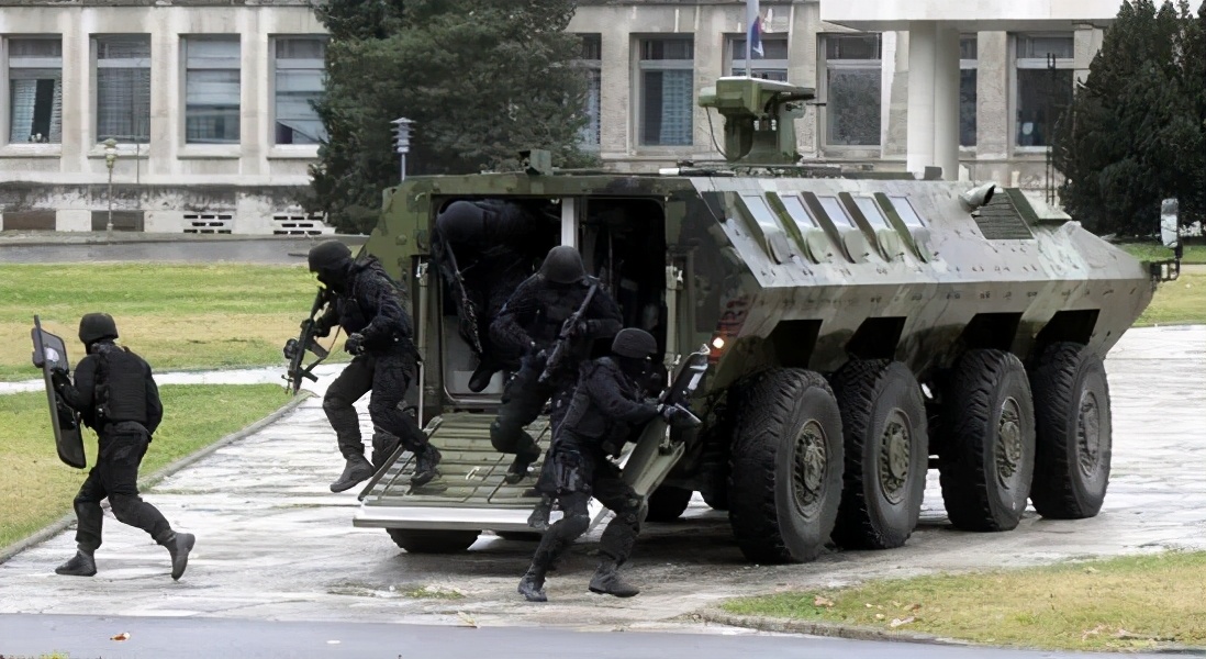 一位轉(zhuǎn)業(yè)后的特種兵，辦農(nóng)場(chǎng)種瓜菜，靠1個(gè)優(yōu)點(diǎn)，年賺200萬(wàn)